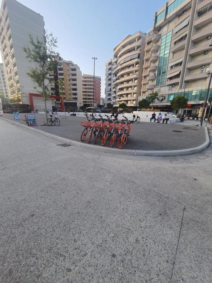 Lea Apartments Вльора Екстер'єр фото